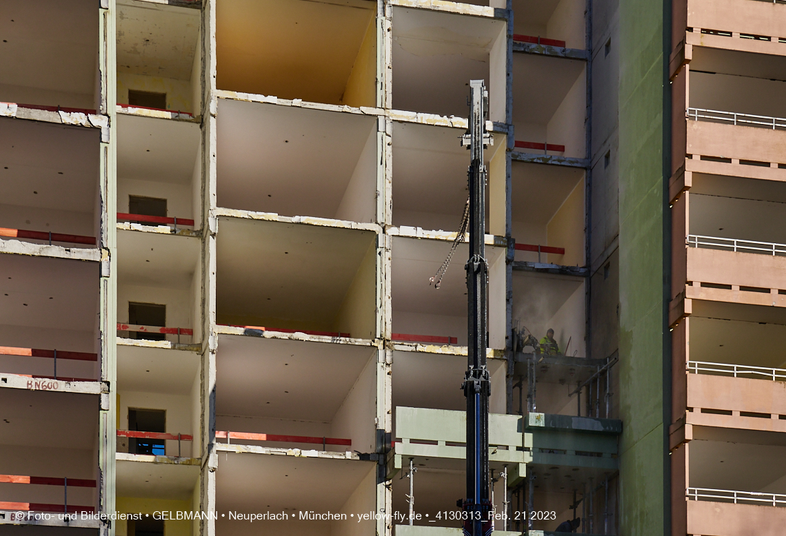 21.02.2023 -  Mega-Sanierung in der Kurt-Eisner-Straße in Neuperlach